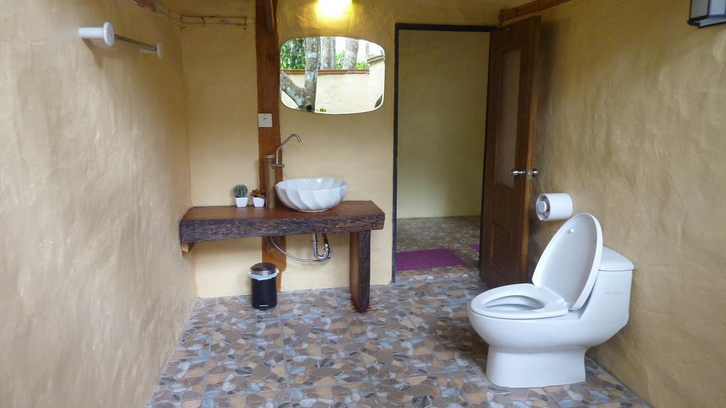 Baandin Chiewlarn Hotel Ban Tha Khun Bilik gambar